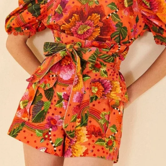 Farm Rio Blooming Garden Shorts S NWT - Picture 1 of 9